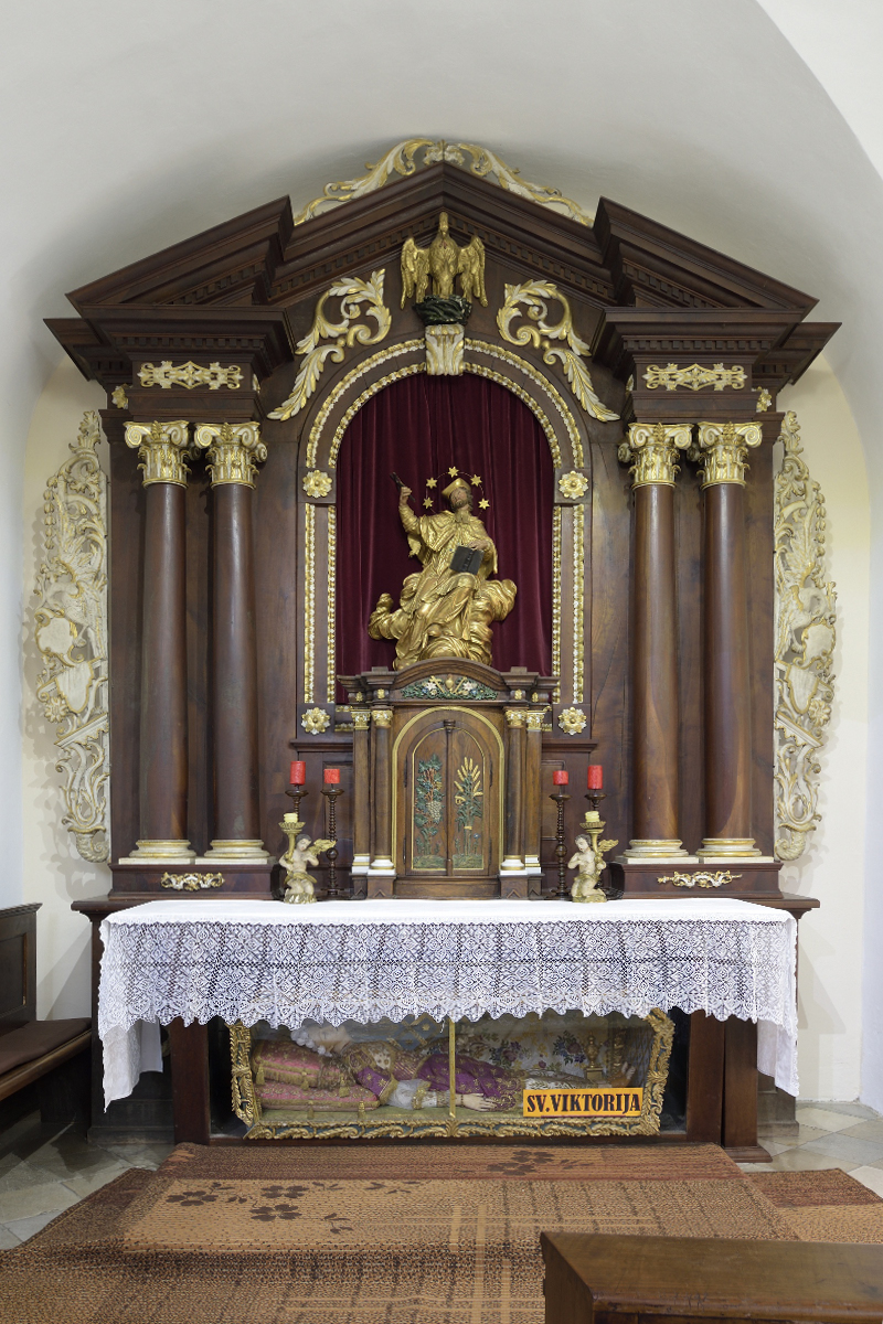 The altar of St John of Nepomuk (Croatian Conservation Institute Photo Archive, photo by Miroslav Pavličić, 2018)