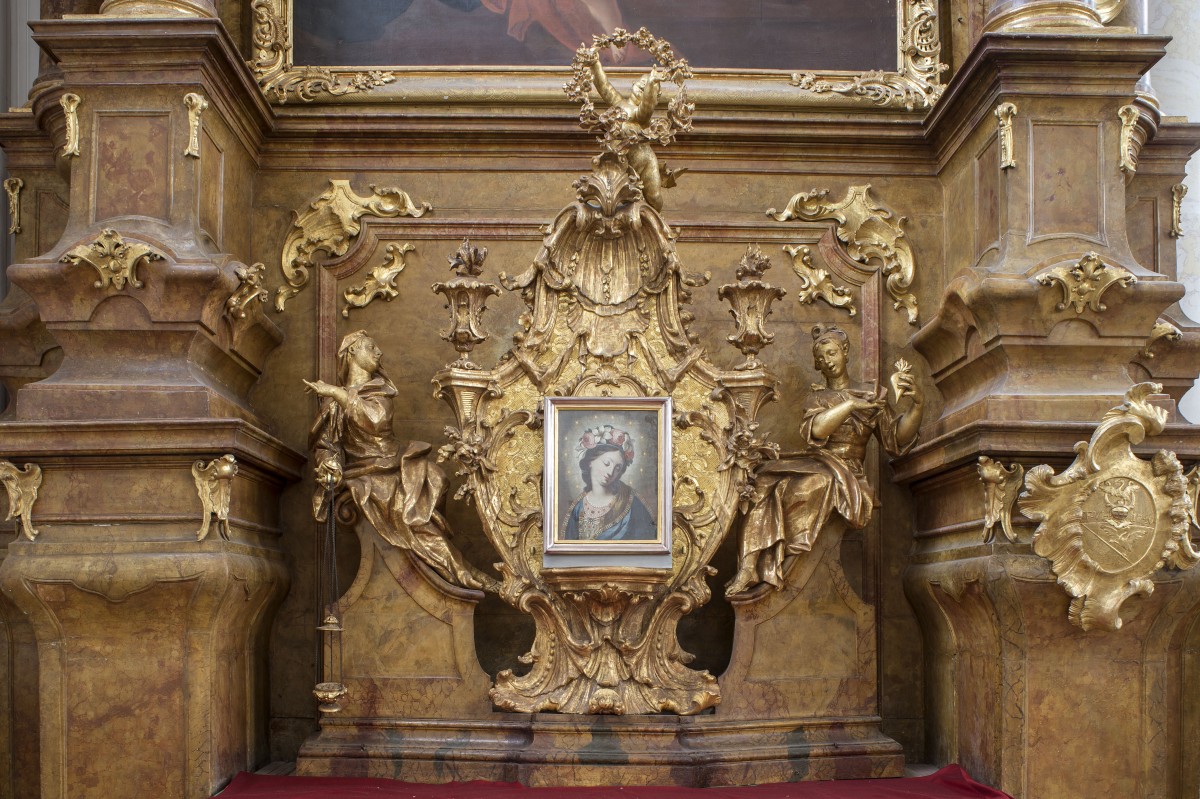 The tabernacle of the Holy-Crossaltar in the parishchurch Assumption of Mary, Dießen photo Bavarian State Department of Monuments and Sites Michael Forstner 08.2017